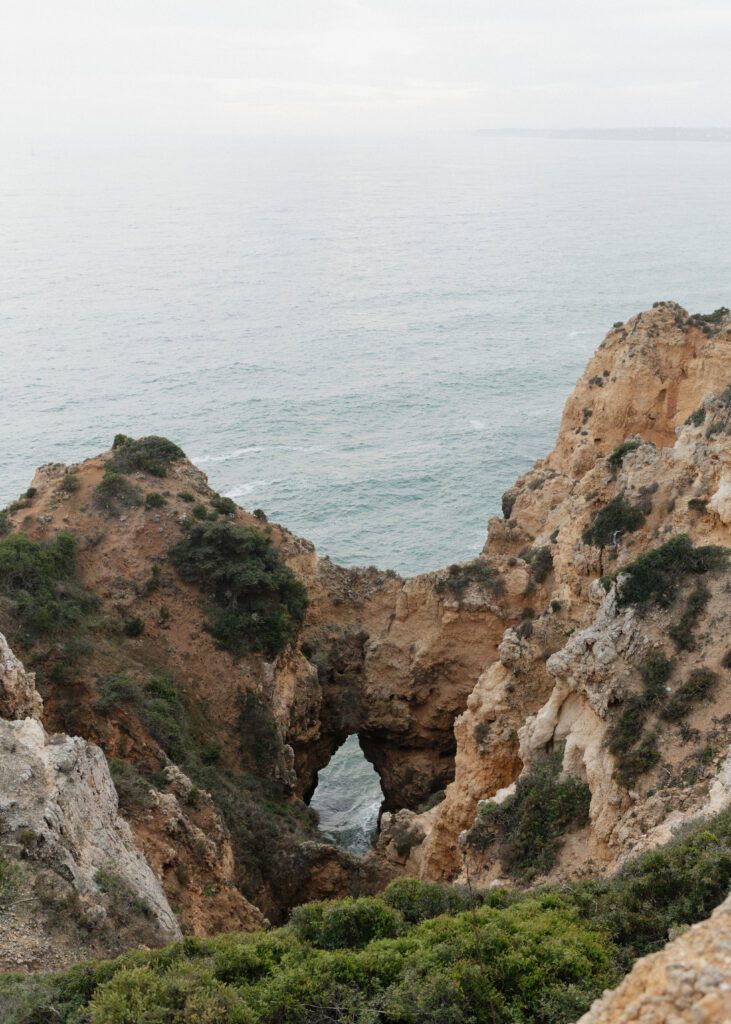 algarve coast rocky cliffs